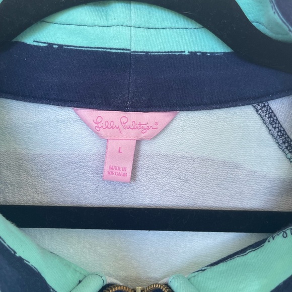 Lilly Pulitzer 3/4 zippered top. Size L. Color Aqua and Navy - Picture 2 of 12